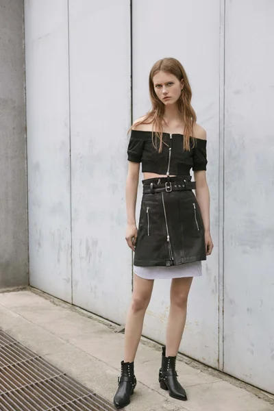 Look 17